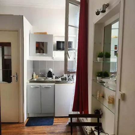 아파트 Cosy Next To Louvre