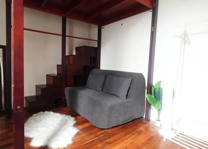 Cosy Next To Louvre *